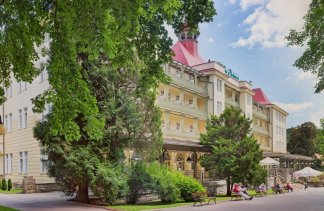 Sale konferencyjne - Uzdrowiska Kłodzkie S.A. Grupa PGU Uzdrowisko Polanica-Zdrój - obiekt - zdjęcie 1 