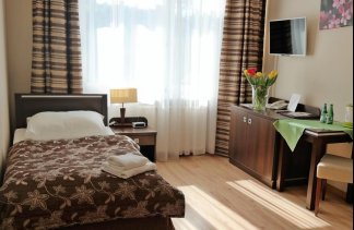 Sale konferencyjne - Uzdrowiska Kłodzkie S.A. Grupa PGU Uzdrowisko Polanica-Zdrój - Pokoje - zdjęcie 1 