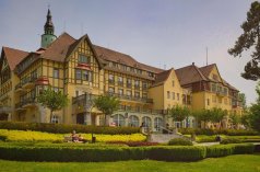 Obiekty kultury - Uzdrowiska Kłodzkie S.A. Grupa PGU  Teatr Zdrojowy im. S. Moniuszki - zdjęcie 3