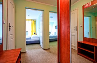Hotele ** - Hotel Karolinka - Pokoje - zdjęcie 5 