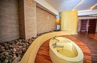 Hotele ** - Hotel Karolinka - service - zdjęcie 4 