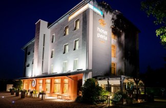 Hotele 3*** - Hotel Perła *** - obiekt - zdjęcie 1 