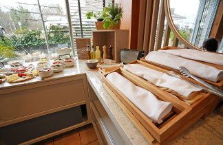 Hotele 3*** - Hotel Oliwski - restaurant - zdjęcie 7 