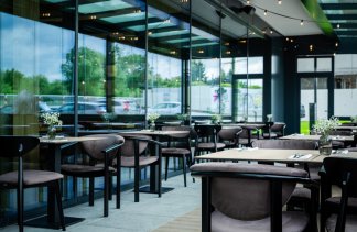 Hotele konferencyjne - Wings Plaza - restaurant - zdjęcie 4 