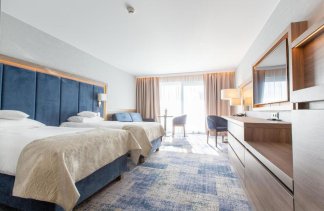 Hotele 4**** - Hotel Unitral - Pokoje - zdjęcie 2 