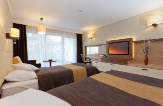 Hotele 4**** - Hotel Unitral - Pokoje - zdjęcie 3 