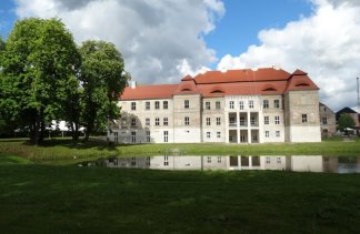 Pałace - Pałac Siemczyno - obiekt - zdjęcie 2 