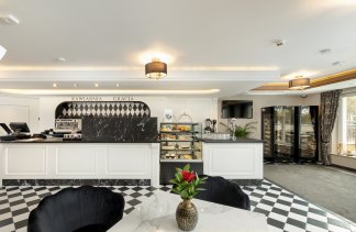 Hotele 4**** - Hotel **** Juvena Wellness & Spa - restaurant - zdjęcie 2 