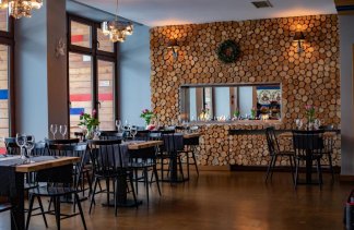 Hotele 4**** - Hotel Piwniczna SPA & Conference - restaurant - zdjęcie 11 