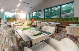 Hotele 4**** - Hotel Magnus Resort - restaurant - zdjęcie 1 