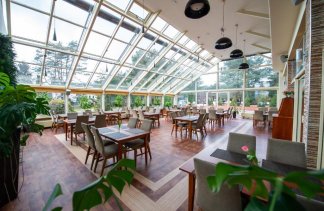 Centrum Konferencyjno-Wypoczynkowe - Resort Jurajski - restaurant - zdjęcie 2 