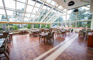 Centrum Konferencyjno-Wypoczynkowe - Resort Jurajski - restaurant - zdjęcie 4 