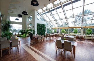 Centrum Konferencyjno-Wypoczynkowe - Resort Jurajski - restaurant - zdjęcie 3 