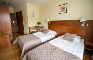 Centrum Konferencyjno-Wypoczynkowe - Resort Jurajski - Pokoje - zdjęcie 15 