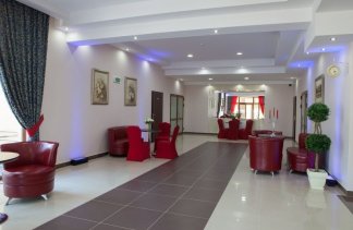 Hotele ** - Hotel Polonia - obiekt - zdjęcie 2 