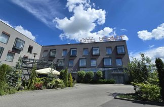 Hotele 4**** - Centrum Hotelowo-Konferencyjne Hotel Lenart****  - obiekt - zdjęcie 2 