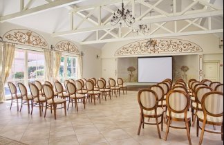 Hotele 4**** - Villa Estera Hotel **** & Restauracja - obiekt - zdjęcie 2 