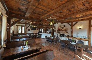 Obiekty szkoleniowe - Rancho Pod Bocianem - restaurant - zdjęcie 2 