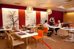 Hotele 4**** - Novotel Warszawa Airport - zdjęcie 4