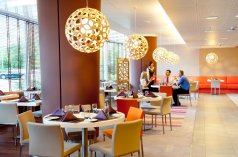 Hotele 4**** - Novotel Warszawa Airport - zdjęcie 3