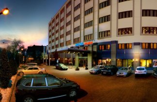 Hotele 4**** - Hotel Filmar - obiekt - zdjęcie 1 