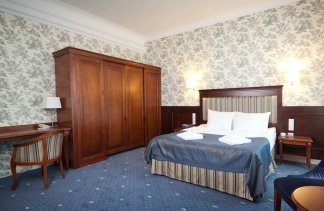 Hotele 4**** - Pałac Romantyczny - Pokoje - zdjęcie 3 