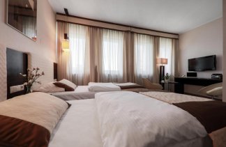 Hotele 3*** - Hotel Borowiecki - Pokoje - zdjęcie 1 