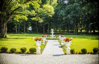 Pałace - Pałac Izbicko - obiekt - zdjęcie 2 