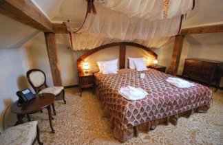 Hotele 4**** - Dwór Kombornia Hotel & SPA - obiekt - zdjęcie 2 