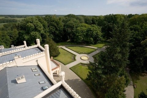 Pałace - Pałac Mierzęcin - zdjęcie 2