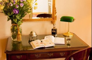 Pałace - Pałac Wiechlice - obiekt - zdjęcie 5 