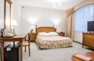 Hotele 4**** - Hotel Pod Złotą Różą - Pokoje - zdjęcie 3 