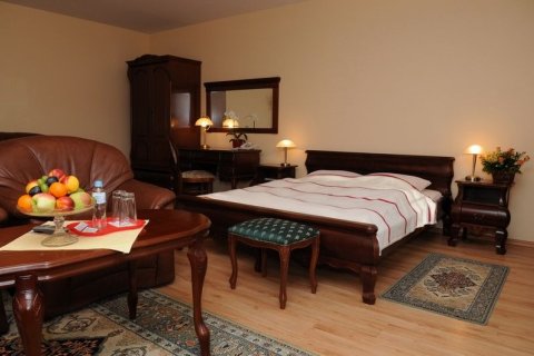 Hotele 4**** - Hotel Gracja - zdjęcie 2