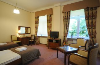 Hotele 3*** - Hotel Łazienkowski - Pokoje - zdjęcie 1 