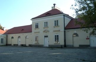 Obiekty kultury - Muzeum Łowiectwa i Jeździectwa - obiekt - zdjęcie 1 