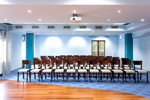 Hotele 3*** - Hotel Robert's Port  - zdjęcie 2