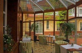 Hotele 4**** - Park Hotel Business & Pleasure - obiekt - zdjęcie 2 