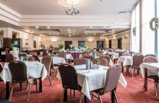 Hotele 4**** - Hotel Aurora Family & SPA - restaurant - zdjęcie 5 