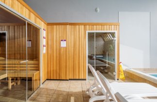 Hotele 4**** - Hotel Aurora Family & SPA - service - zdjęcie 1 