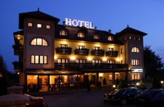 Centra konferencyjne - Hotel Ruczaj - obiekt - zdjęcie 1 