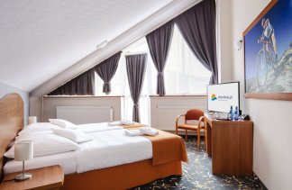 Hotele szkoleniowe - Interferie Aquapark Sport Hotel Malachit - Pokoje - zdjęcie 1 
