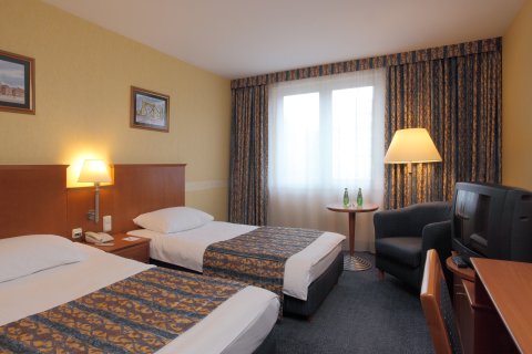 Hotele 4**** - Scandic Wrocław - zdjęcie 2