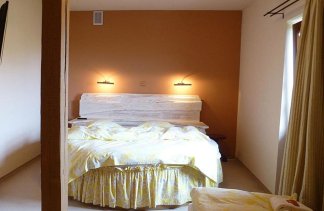 Obiekty konferencyjne - Dom Wypoczynkowy „Pod Strzechą” w Giewartowie - Pokoje - zdjęcie 2 