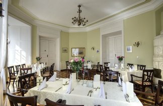 Hotele konferencyjne - Pałac w Racocie Ośrodek Szkoleniowo-Rekreacyjny - obiekt - zdjęcie 7 