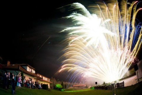 Ośrodki szkoleniowe - Kompleks Rekreacyjno-Sportowy "Dom nad Jeziorem" - zdjęcie 2