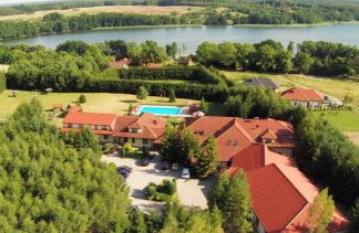 Ośrodki szkoleniowe - Kompleks Rekreacyjno-Sportowy "Dom nad Jeziorem" - obiekt - zdjęcie 11 