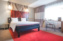 Hotele 4**** - Novotel Poznań Centrum - zdjęcie 4