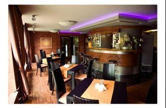 Ośrodki konferencyjne - Hotel i Restauracja AGAT - obiekt - zdjęcie 4 