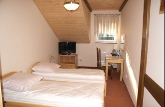 Obiekty konferencyjne - Ośrodek Konferencyjno-Wypoczynkowy Młynczysko - obiekt - zdjęcie 8 