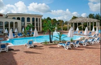 Hotele 4**** - Hotel Azzun Orient SPA & Wellness - obiekt - zdjęcie 1 